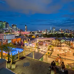 Backpackers Hq , Brisbane Australia