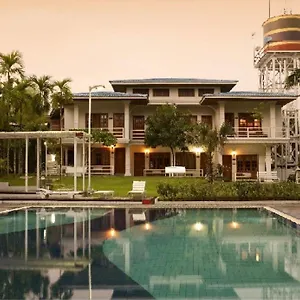 https://myanmar-life-hotel.yangonhotels.org